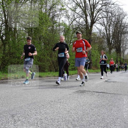 12.04.2026 - 45. Internationalen Wilhelmsburger Insellauf Yannick Fuchs http://msf.ph/oto/9497674 12.04.2026 13:10:04 Laufen 3267, 3783, 4365, 4292 meine-sportfotos.de