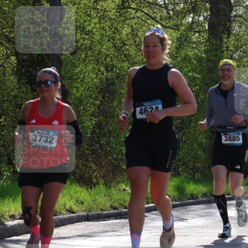 12.04.2026 - 45. Internationalen Wilhelmsburger Insellauf Yannick Fuchs http://msf.ph/oto/9497675 12.04.2026 10:55:25 Laufen 3732, 4624, 3885, 3748 meine-sportfotos.de