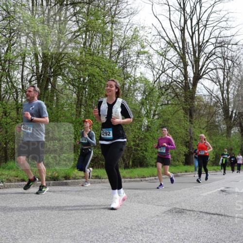 12.04.2026 - 45. Internationalen Wilhelmsburger Insellauf Yannick Fuchs http://msf.ph/oto/9497703 12.04.2026 13:10:07 Laufen 4604, 3410, 4292, 5017, 2012 meine-sportfotos.de