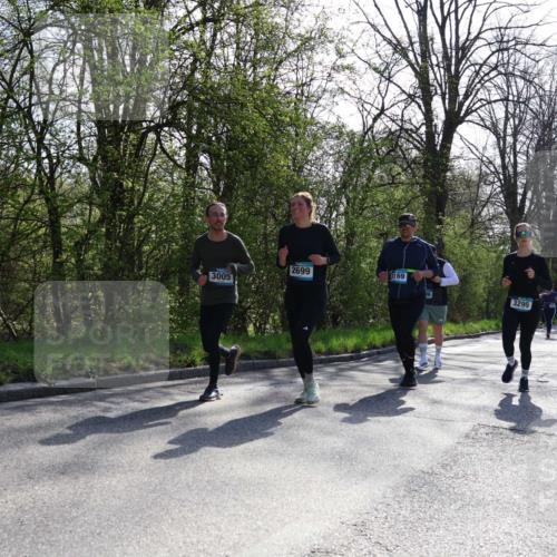 12.04.2026 - 45. Internationalen Wilhelmsburger Insellauf Yannick Fuchs http://msf.ph/oto/9497769 12.04.2026 10:55:36 Laufen 3005, 2699, 169, 3295 meine-sportfotos.de