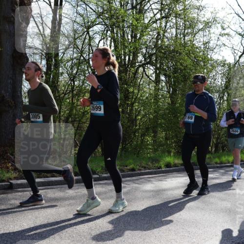 12.04.2026 - 45. Internationalen Wilhelmsburger Insellauf Yannick Fuchs http://msf.ph/oto/9497780 12.04.2026 10:55:37 Laufen 2699, 169, 3005, 2686, 3295 meine-sportfotos.de