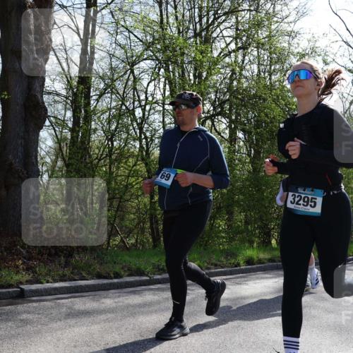 12.04.2026 - 45. Internationalen Wilhelmsburger Insellauf Yannick Fuchs http://msf.ph/oto/9497787 12.04.2026 10:55:38 Laufen 69, 3295 meine-sportfotos.de