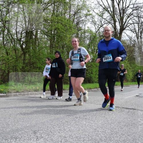 12.04.2026 - 45. Internationalen Wilhelmsburger Insellauf Yannick Fuchs http://msf.ph/oto/9497815 12.04.2026 13:10:21 Laufen 5092, 508, 2802, 2803, 4016 meine-sportfotos.de