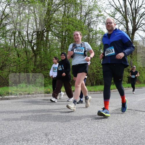 12.04.2026 - 45. Internationalen Wilhelmsburger Insellauf Yannick Fuchs http://msf.ph/oto/9497816 12.04.2026 13:10:21 Laufen 508, 5092, 2802, 2803, 4016 meine-sportfotos.de