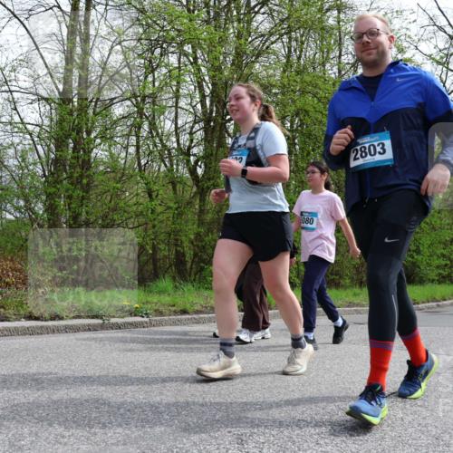 12.04.2026 - 45. Internationalen Wilhelmsburger Insellauf Yannick Fuchs http://msf.ph/oto/9497820 12.04.2026 13:10:21 Laufen 32, 2803, 5080, 4016 meine-sportfotos.de