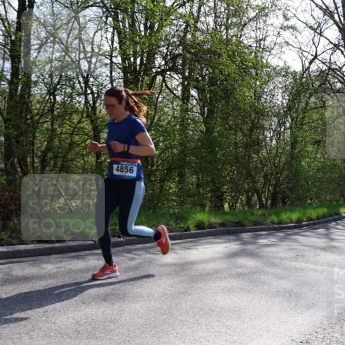 12.04.2026 - 45. Internationalen Wilhelmsburger Insellauf Yannick Fuchs http://msf.ph/oto/9497825 12.04.2026 10:55:43 Laufen 4856, 4371 meine-sportfotos.de