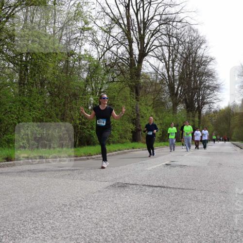 12.04.2026 - 45. Internationalen Wilhelmsburger Insellauf Yannick Fuchs http://msf.ph/oto/9497828 12.04.2026 13:10:23 Laufen 4016 meine-sportfotos.de