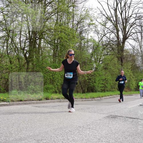 12.04.2026 - 45. Internationalen Wilhelmsburger Insellauf Yannick Fuchs http://msf.ph/oto/9497839 12.04.2026 13:10:24 Laufen 4016, 4567 meine-sportfotos.de