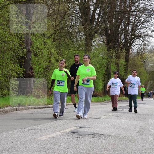 12.04.2026 - 45. Internationalen Wilhelmsburger Insellauf Yannick Fuchs http://msf.ph/oto/9497855 12.04.2026 13:10:26 Laufen 5171, 92, 5201, 5205 meine-sportfotos.de