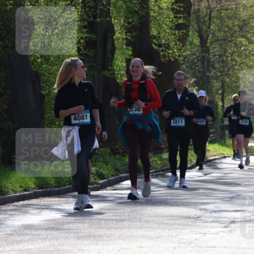 12.04.2026 - 45. Internationalen Wilhelmsburger Insellauf Yannick Fuchs http://msf.ph/oto/9497881 12.04.2026 10:55:50 Laufen 2238, 4081, 2811, 3967, 2336 meine-sportfotos.de