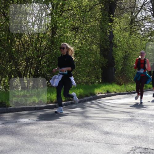 12.04.2026 - 45. Internationalen Wilhelmsburger Insellauf Yannick Fuchs http://msf.ph/oto/9497916 12.04.2026 10:55:56 Laufen 4956, 2811 meine-sportfotos.de
