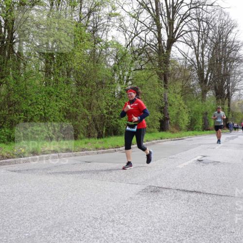 12.04.2026 - 45. Internationalen Wilhelmsburger Insellauf Yannick Fuchs http://msf.ph/oto/9497927 12.04.2026 13:10:51 Laufen  meine-sportfotos.de
