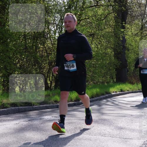 12.04.2026 - 45. Internationalen Wilhelmsburger Insellauf Yannick Fuchs http://msf.ph/oto/9497956 12.04.2026 10:56:00 Laufen 4956, 2811, 1967 meine-sportfotos.de
