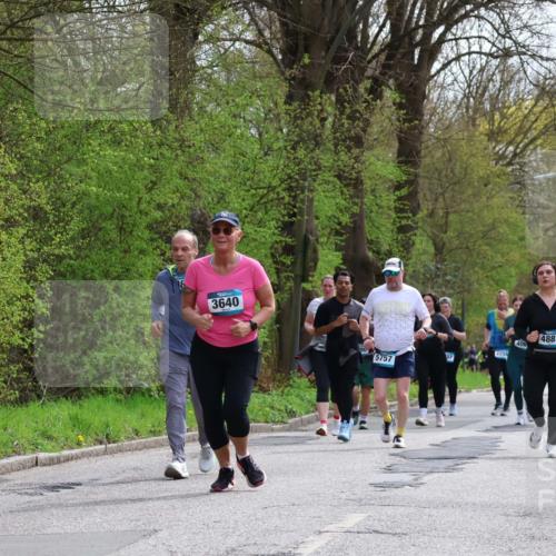 12.04.2026 - 45. Internationalen Wilhelmsburger Insellauf Yannick Fuchs http://msf.ph/oto/9497974 12.04.2026 13:11:00 Laufen 3640, 5757, 2258, 406, 4881 meine-sportfotos.de
