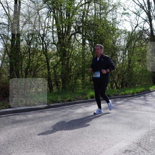 12.04.2026 - 45. Internationalen Wilhelmsburger Insellauf Yannick Fuchs http://msf.ph/oto/9497991 12.04.2026 10:56:04 Laufen 2811 meine-sportfotos.de