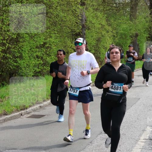 12.04.2026 - 45. Internationalen Wilhelmsburger Insellauf Yannick Fuchs http://msf.ph/oto/9498010 12.04.2026 13:11:08 Laufen 5757, 4881, 2990, 2991, 4064, 2258 meine-sportfotos.de