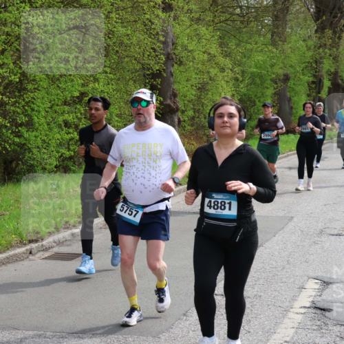 12.04.2026 - 45. Internationalen Wilhelmsburger Insellauf Yannick Fuchs http://msf.ph/oto/9498012 12.04.2026 13:11:08 Laufen 5757, 4881, 2991, 2996, 257, 2258, 4064 meine-sportfotos.de