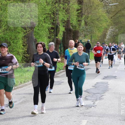 12.04.2026 - 45. Internationalen Wilhelmsburger Insellauf Yannick Fuchs http://msf.ph/oto/9498014 12.04.2026 13:11:09 Laufen 2991, 2258, 299, 4064, 3936, 27, 4790 meine-sportfotos.de