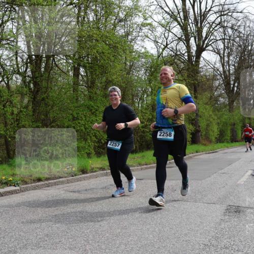 12.04.2026 - 45. Internationalen Wilhelmsburger Insellauf Yannick Fuchs http://msf.ph/oto/9498085 12.04.2026 13:11:16 Laufen 2257, 2258 meine-sportfotos.de