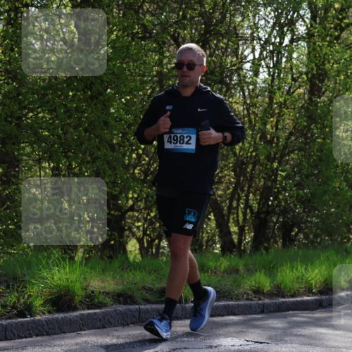 12.04.2026 - 45. Internationalen Wilhelmsburger Insellauf Yannick Fuchs http://msf.ph/oto/9498094 12.04.2026 10:56:15 Laufen 4982 meine-sportfotos.de