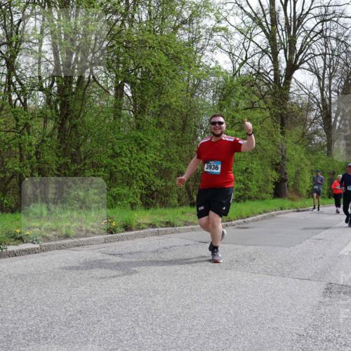 12.04.2026 - 45. Internationalen Wilhelmsburger Insellauf Yannick Fuchs http://msf.ph/oto/9498119 12.04.2026 13:11:22 Laufen 3936, 4790 meine-sportfotos.de