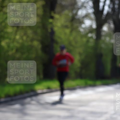 12.04.2026 - 45. Internationalen Wilhelmsburger Insellauf Yannick Fuchs http://msf.ph/oto/9498128 12.04.2026 10:56:19 Laufen  meine-sportfotos.de