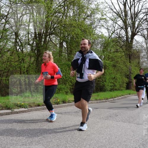 12.04.2026 - 45. Internationalen Wilhelmsburger Insellauf Yannick Fuchs http://msf.ph/oto/9498189 12.04.2026 13:11:29 Laufen 2717 meine-sportfotos.de