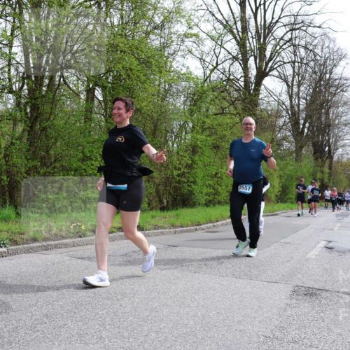12.04.2026 - 45. Internationalen Wilhelmsburger Insellauf Yannick Fuchs http://msf.ph/oto/9498205 12.04.2026 13:11:30 Laufen 2557 meine-sportfotos.de