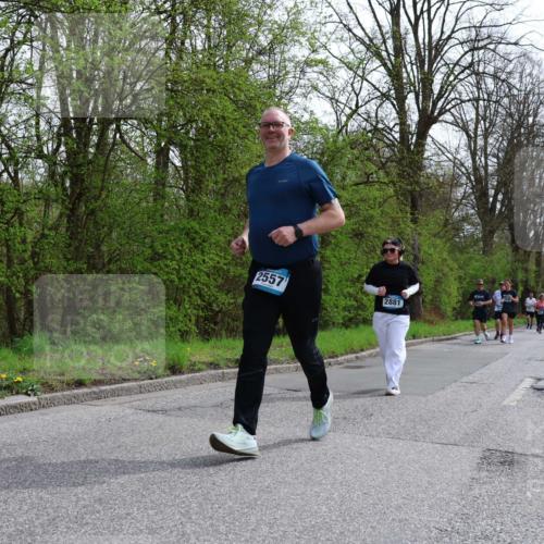 12.04.2026 - 45. Internationalen Wilhelmsburger Insellauf Yannick Fuchs http://msf.ph/oto/9498214 12.04.2026 13:11:31 Laufen 2557, 2881 meine-sportfotos.de