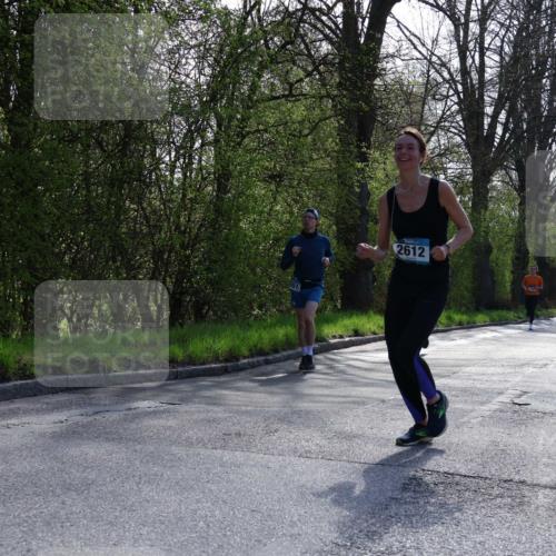 12.04.2026 - 45. Internationalen Wilhelmsburger Insellauf Yannick Fuchs http://msf.ph/oto/9498220 12.04.2026 10:56:33 Laufen 2612 meine-sportfotos.de