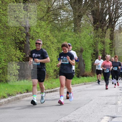 12.04.2026 - 45. Internationalen Wilhelmsburger Insellauf Yannick Fuchs http://msf.ph/oto/9498230 12.04.2026 13:11:33 Laufen 4850, 4840, 3024, 1411, 3888, 4684, 5200, 820 meine-sportfotos.de