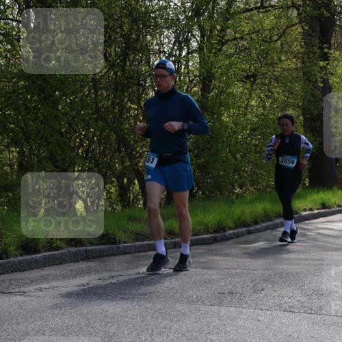12.04.2026 - 45. Internationalen Wilhelmsburger Insellauf Yannick Fuchs http://msf.ph/oto/9498235 12.04.2026 10:56:34 Laufen 2859 meine-sportfotos.de