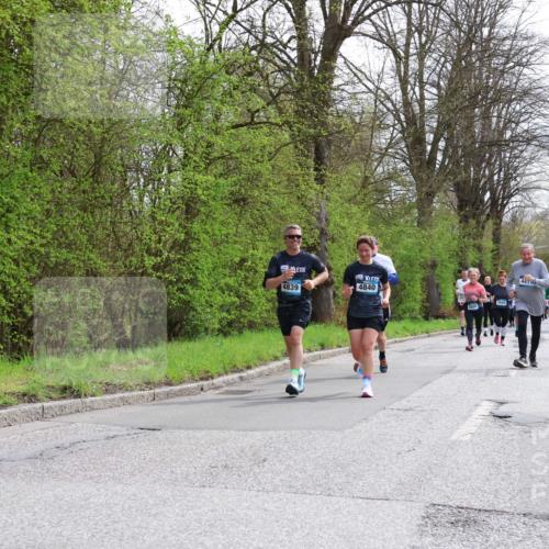 12.04.2026 - 45. Internationalen Wilhelmsburger Insellauf Yannick Fuchs http://msf.ph/oto/9498244 12.04.2026 13:11:35 Laufen 4839, 4840 meine-sportfotos.de