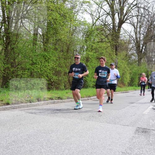 12.04.2026 - 45. Internationalen Wilhelmsburger Insellauf Yannick Fuchs http://msf.ph/oto/9498258 12.04.2026 13:11:36 Laufen 4840, 4830, 049, 4411 meine-sportfotos.de