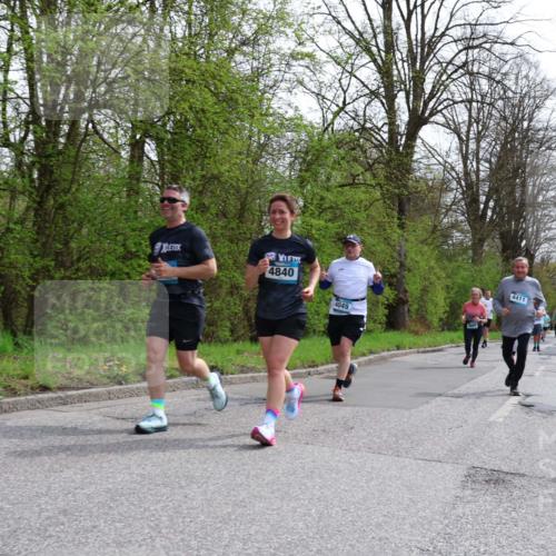 12.04.2026 - 45. Internationalen Wilhelmsburger Insellauf Yannick Fuchs http://msf.ph/oto/9498266 12.04.2026 13:11:37 Laufen 4840, 4049, 4411 meine-sportfotos.de