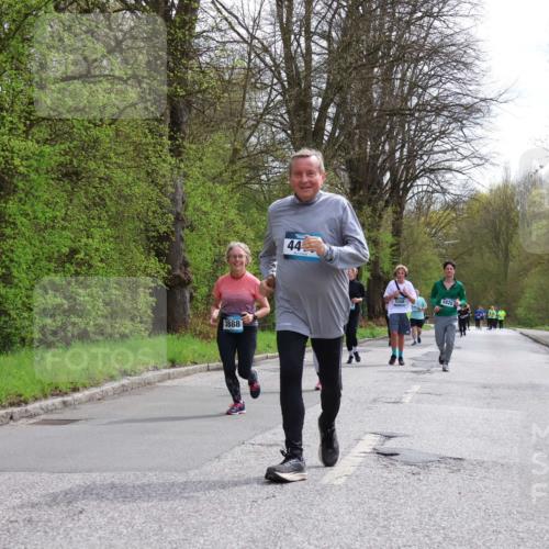 12.04.2026 - 45. Internationalen Wilhelmsburger Insellauf Yannick Fuchs http://msf.ph/oto/9498276 12.04.2026 13:11:38 Laufen 3888, 44, 5206, 5820 meine-sportfotos.de