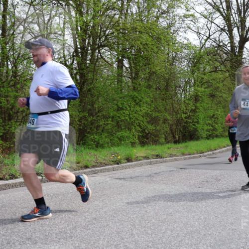 12.04.2026 - 45. Internationalen Wilhelmsburger Insellauf Yannick Fuchs http://msf.ph/oto/9498289 12.04.2026 13:11:39 Laufen 4411, 149, 3888, 4634 meine-sportfotos.de