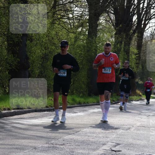 12.04.2026 - 45. Internationalen Wilhelmsburger Insellauf Yannick Fuchs http://msf.ph/oto/9498305 12.04.2026 10:56:44 Laufen 2539, 2513, 4406, 1973 meine-sportfotos.de