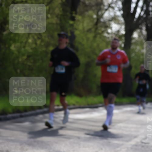 12.04.2026 - 45. Internationalen Wilhelmsburger Insellauf Yannick Fuchs http://msf.ph/oto/9498319 12.04.2026 10:56:46 Laufen  meine-sportfotos.de