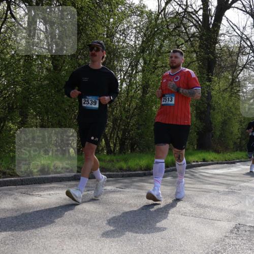 12.04.2026 - 45. Internationalen Wilhelmsburger Insellauf Yannick Fuchs http://msf.ph/oto/9498327 12.04.2026 10:56:48 Laufen 2539, 2513, 4406 meine-sportfotos.de
