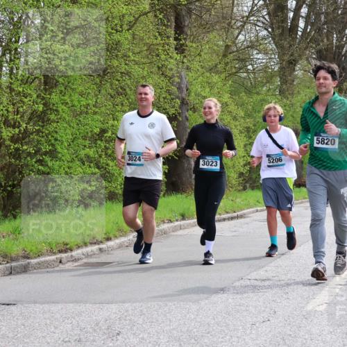 12.04.2026 - 45. Internationalen Wilhelmsburger Insellauf Yannick Fuchs http://msf.ph/oto/9498330 12.04.2026 13:11:42 Laufen 3024, 3023, 5206, 5820, 5529 meine-sportfotos.de