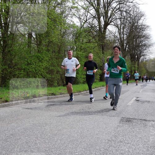 12.04.2026 - 45. Internationalen Wilhelmsburger Insellauf Yannick Fuchs http://msf.ph/oto/9498347 12.04.2026 13:11:44 Laufen 3023, 5820 meine-sportfotos.de
