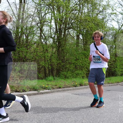 12.04.2026 - 45. Internationalen Wilhelmsburger Insellauf Yannick Fuchs http://msf.ph/oto/9498372 12.04.2026 13:11:46 Laufen 23, 5206 meine-sportfotos.de