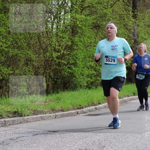 12.04.2026 - 45. Internationalen Wilhelmsburger Insellauf Yannick Fuchs http://msf.ph/oto/9498412 12.04.2026 13:11:50 Laufen 20, 5529, 2563 meine-sportfotos.de