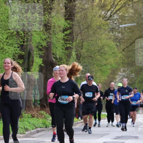 12.04.2026 - 45. Internationalen Wilhelmsburger Insellauf Yannick Fuchs http://msf.ph/oto/9498440 12.04.2026 13:11:53 Laufen 2968, 3132, 4575 meine-sportfotos.de