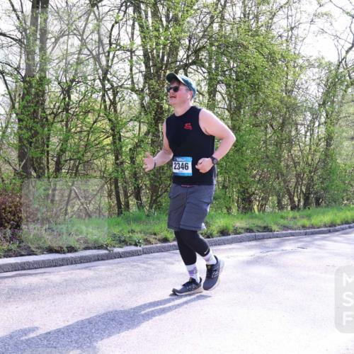 12.04.2026 - 45. Internationalen Wilhelmsburger Insellauf Yannick Fuchs http://msf.ph/oto/9498442 12.04.2026 10:57:10 Laufen 2346 meine-sportfotos.de