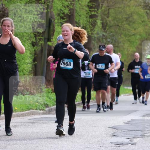12.04.2026 - 45. Internationalen Wilhelmsburger Insellauf Yannick Fuchs http://msf.ph/oto/9498456 12.04.2026 13:11:54 Laufen 2968, 3938, 3132, 4574 meine-sportfotos.de