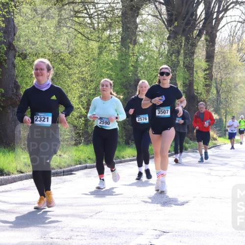12.04.2026 - 45. Internationalen Wilhelmsburger Insellauf Yannick Fuchs http://msf.ph/oto/9498474 12.04.2026 10:57:14 Laufen 2321, 2590, 2576, 3507, 19 meine-sportfotos.de