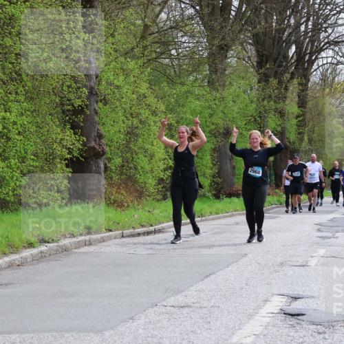 12.04.2026 - 45. Internationalen Wilhelmsburger Insellauf Yannick Fuchs http://msf.ph/oto/9498475 12.04.2026 13:11:56 Laufen 2968, 3132, 3937, 4575 meine-sportfotos.de