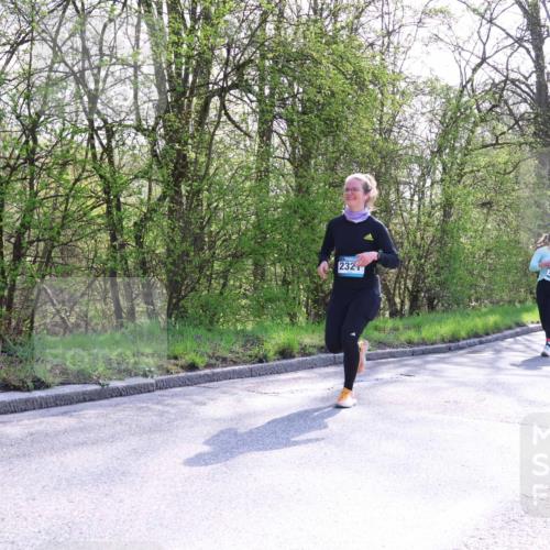 12.04.2026 - 45. Internationalen Wilhelmsburger Insellauf Yannick Fuchs http://msf.ph/oto/9498498 12.04.2026 10:57:16 Laufen 232, 3507 meine-sportfotos.de
